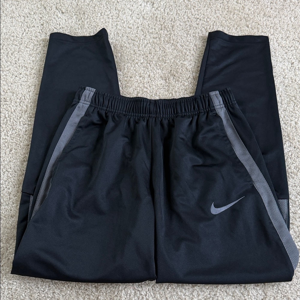 Medium Men’s Nike Pants - Picture 3 of 6